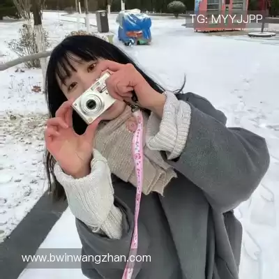 董静娇
